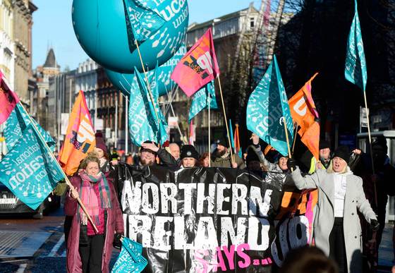 El Brexit para Irlanda del Norte: diez años de crisis política y comercial