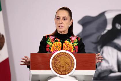Sheinbaum aplaude la renuncia de jefa del ente electoral mexicano ante presunta corrupción