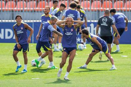 Simeone da descanso a Julián Alvarez, Koke, Llorente y Ruggeri en Elche