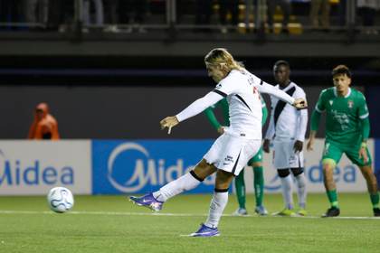 1-2. Vasco da Gama remonta en Chile y se coloca líder del grupo G