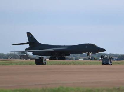 EE.UU. retira todos sus bombarderos de una base aérea en Reino Unido tras un incidente de seguridad