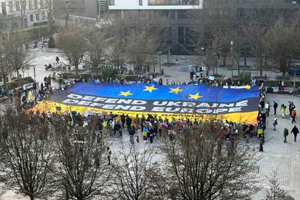 Bruselas propone extender protección a ucranianos pero excluye a personas en edad militar
