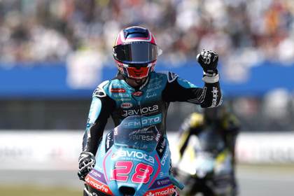 Sexta victoria del español Máximo Quiles, cada vez más líder en Moto3