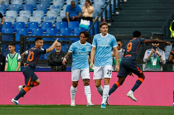 0-3. Lautaro ejerce de campeón