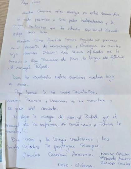 León XIV recibe cartas de apoyo de los niños ingresados en el área oncológica del Gemelli