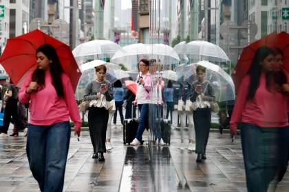 La tormenta Surigae se debilita en su avance hacia Japón en un mes marcado por las lluvias