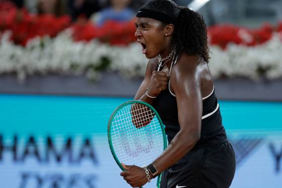 La valentía de Baptiste fulmina a Sabalenka