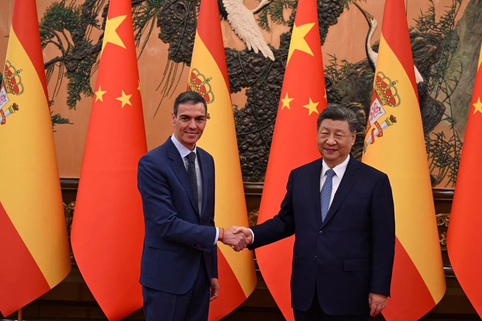 España y China suscriben un acuerdo que eleva al máximo nivel el diálogo bilateral