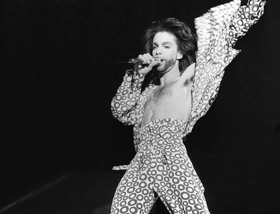 Publican una grabación inédita de Prince en el décimo aniversario de su muerte