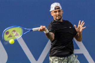 Kyrgios acepta una suspensión de un mes con consumir cocaína y ya puede jugar de nuevo