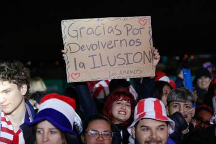 Efusivo recibimiento en Paraguay a la Albirroja que disputó la Copa del Mundo