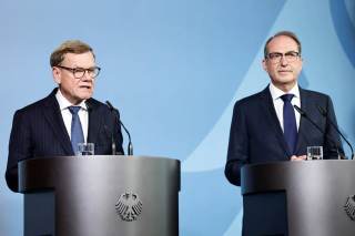 Alemania reacciona a ataque híbrido en Leipzig con cierre consular y un centro cultural