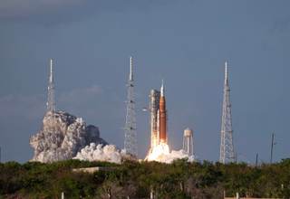 La tripulación de Artemis II solventa el problema con el inodoro de la nave