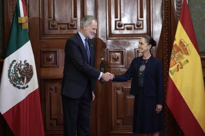 Sheinbaum recibe al rey Felipe VI en México para sellar la normalización de la relación