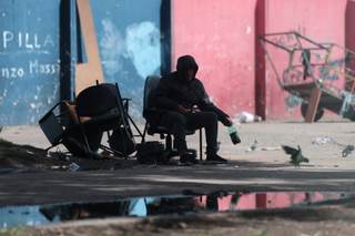 La pobreza urbana en Argentina baja al 28,2 % en el segundo semestre de 2025