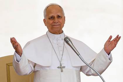 El papa afirma que la Iglesia tiene la misión de denunciar el mal y anunciar la paz