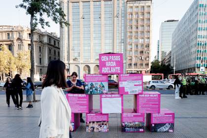 Kast promete no dar la "batalla cultural", pero el feminismo desconfía y pide estar alerta