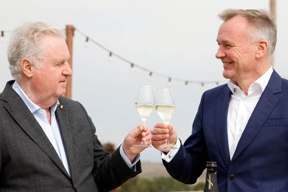 El grupo alemán Henkell se hace con el 100 % de Freixenet