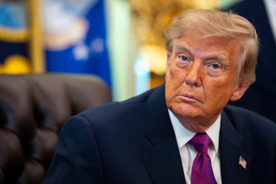 Trump dice que depende de Caracas decidir si Venezuela permanece o no en la OPEP