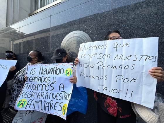Familias de peruanos reclutados por Rusia piden acciones diplomáticas para su repatriación