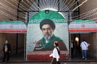 El líder supremo de Irán llama a la unidad nacional ante las presiones de Estados Unidos