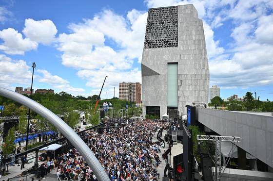 La inauguración del Centro Presidencial Obama y el viaje al pasado de la política de EEUU