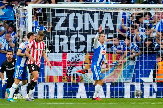 2-0. El Espanyol gana puntos y oxígeno contra el Athletic