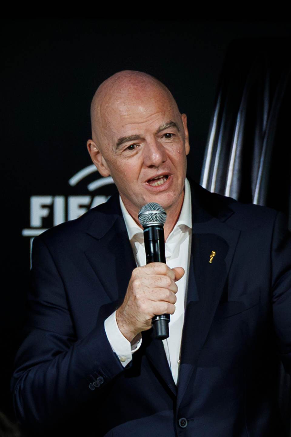 Infantino asegura estar "feliz de ver a Irán" en el Mundial pese a las tensiones