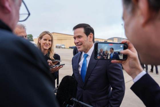 Rubio llega a Islandia para tratar la seguridad en el Ártico y colaboración en defensa