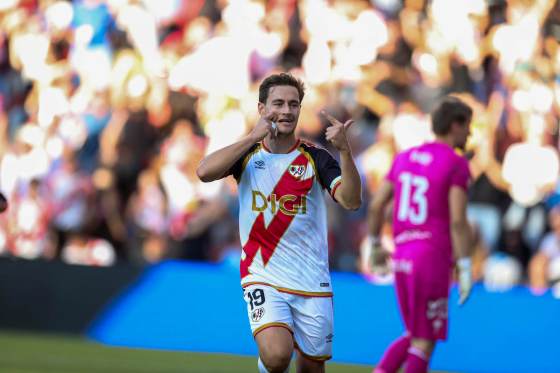 3-0. El Rayo recupera la sonrisa ante el Celta de Vigo