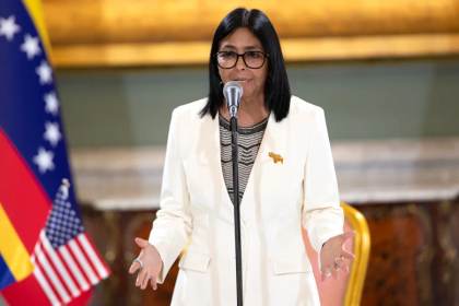 Opositores rechazan que Delcy Rodríguez atribuyera fallas eléctricas a supuesto sabotaje