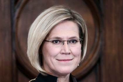Madise asume la Presidencia de Estonia y apela a la participación ciudadana