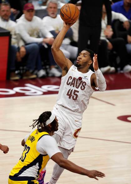 112-103. Donovan Mitchell pone el 2-2 contra los Pistons