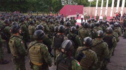 Juez abre proceso a 13 militares por homicidio de dos menores en el norte de México