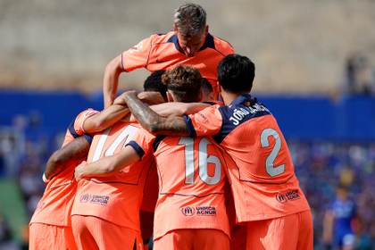 El posible alirón del Barcelona entre la agitación por la permanencia