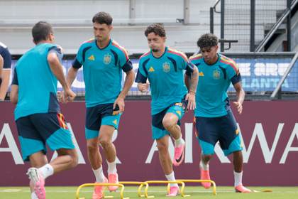 Luis de la Fuente perfila el once contra Arabia Saudí en el último entrenamiento