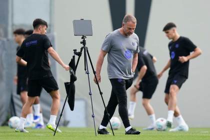 Flick: "Estamos en el buen camino para ganar LaLiga, pero todavía no está hecho"