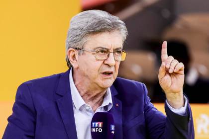 Mélenchon promete "desobedecer" las reglas de UE contrarias a intereses de los franceses