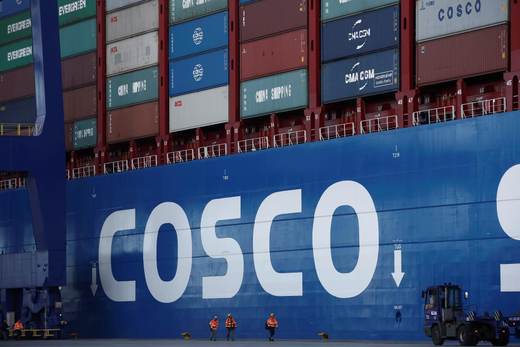 La naviera china Cosco suspende nuevas reservas en el Golfo Pérsico ante escalada en Ormuz