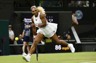 Serena Williams cae con orgullo y honor en su regreso a Wimbledon a sus 44 años