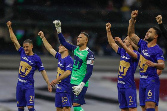 Pumas, con Keylor Navas, recibe al América del uruguayo Brian Rodríguez, en duelo a muerte