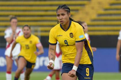 1-0. Ecuador se aferra a la esperanza de ir al Mundial y Perú hipoteca sus opciones