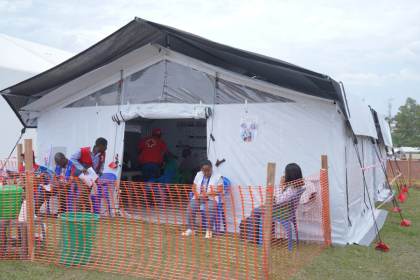 La RD Congo supera los 8.000 casos confirmados de ébola y se acerca a los 4.000 muertos