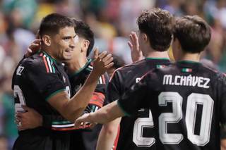 2-0. México vence en amistoso a Ghana, que jugó sin sus principales figuras