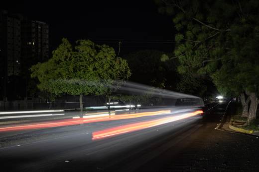 Racionamientos, la pesadilla en una Venezuela que urge recuperar su red eléctrica