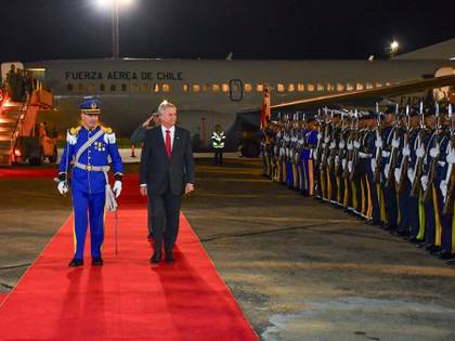 Los presidentes de Chile y Ecuador llegan a Paraguay para participar en la cumbre del Mercosur