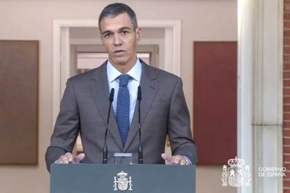 El español Pedro Sánchez adelanta las elecciones legislativas al 29 de noviembre