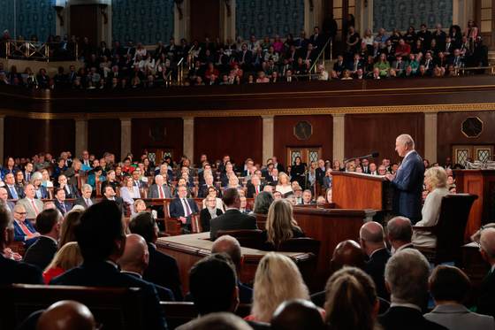 Zelenski agradece al rey Carlos su petición de apoyo a Ucrania al Congreso de EE.UU.