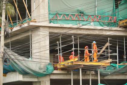 La producción nacional de Perú creció el 3,7 % en abril, alentada por la construcción y el comercio