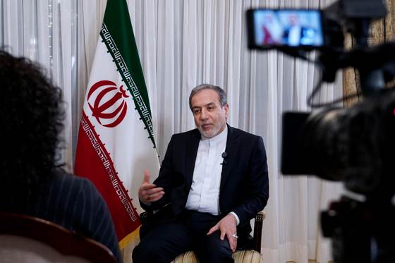 Pakistán e Irán conversan tras la respuesta de Trump al plan de paz iraní de 14 puntos